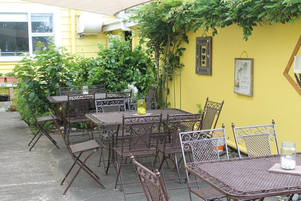 Stony River Hotel Okato Esterno foto