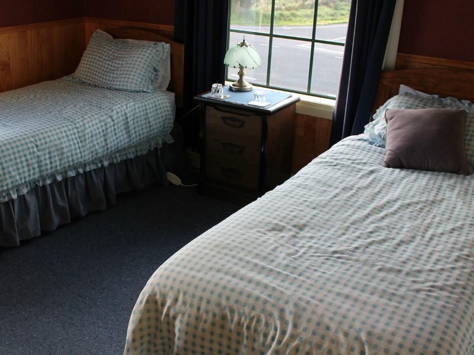 Stony River Hotel Okato Esterno foto