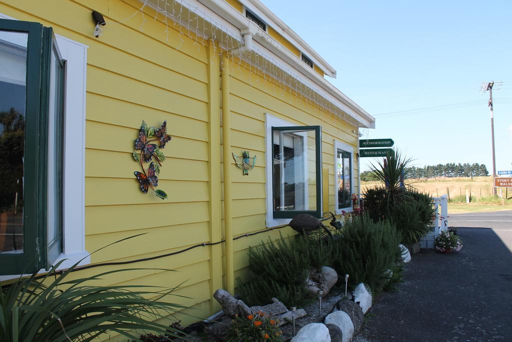 Stony River Hotel Okato Esterno foto