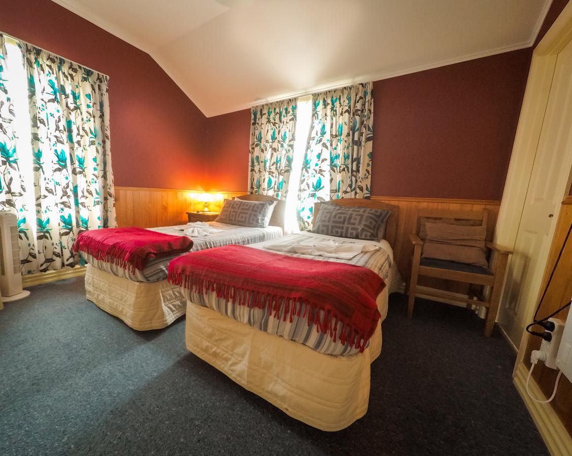 Stony River Hotel Okato Esterno foto